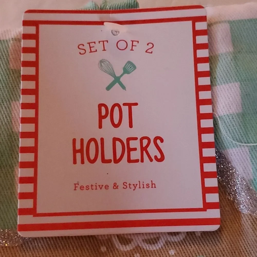 Disney Mickey Mouse Spatula 5 Set Christmas Gingerbread House Pot Holder